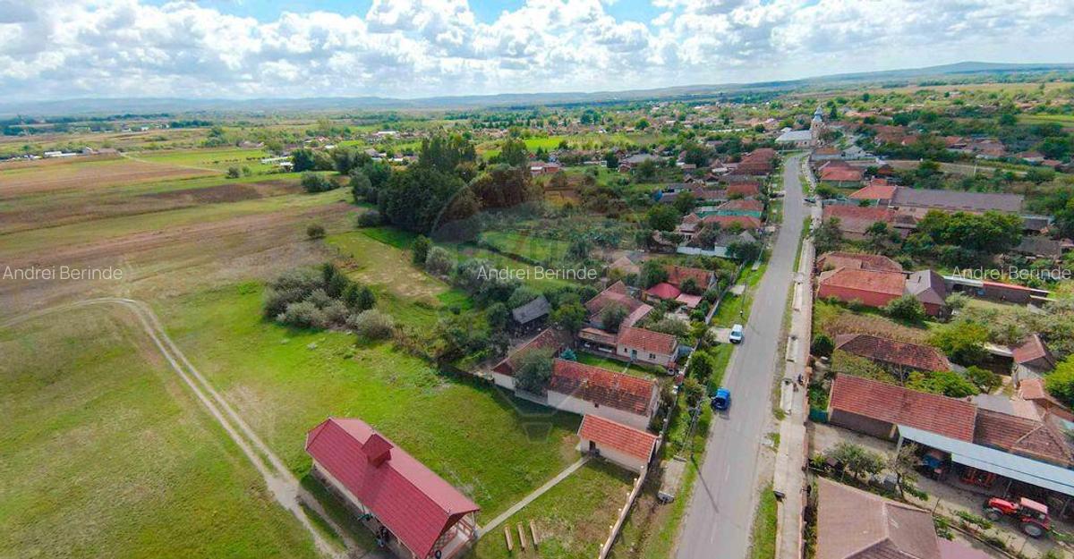 Casa cu 4 camere de vanzare ?i teren 4063 mp, in Ineu... - 12