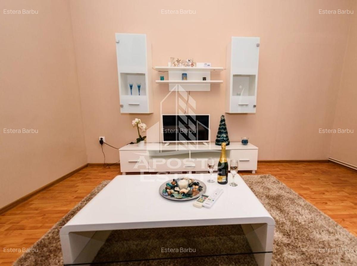 Apartament cu 3 camere decomandat, mobilat în P-ța Unirii - 3