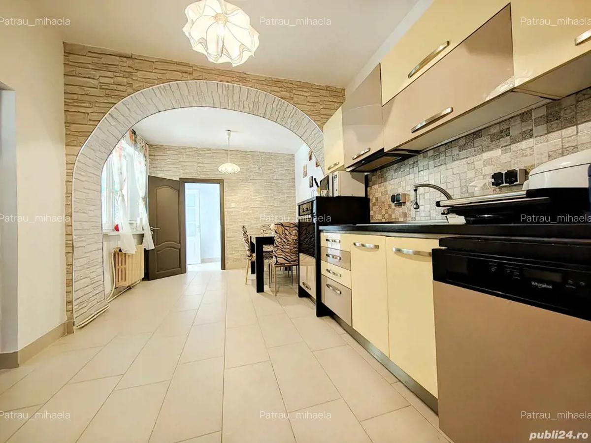 Casa de vanzare in Hunedoara, zona Chizid, 4 camere, 2 bai, renovata. 125000 - 3
