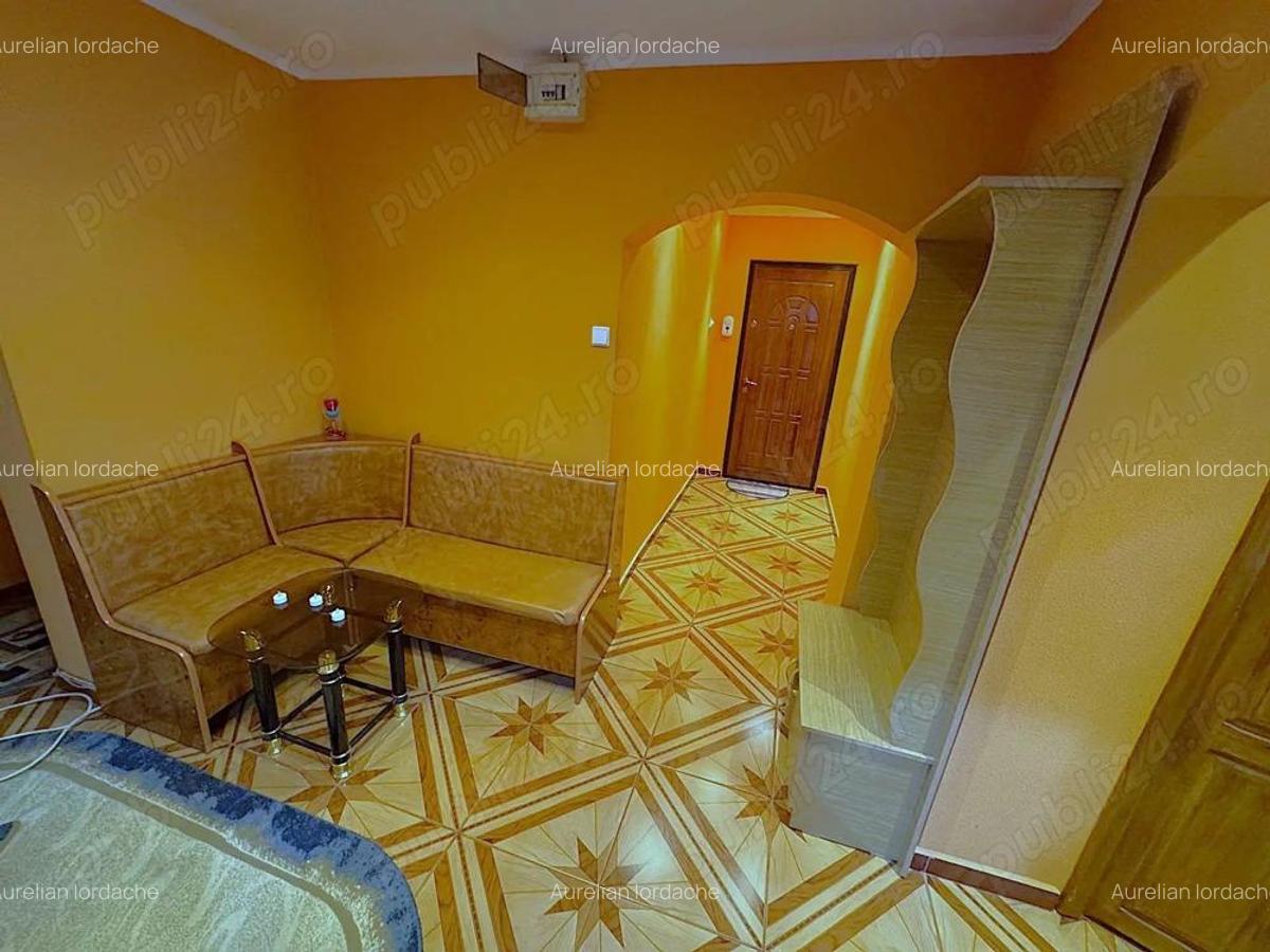 400 Euro luna, Inchiriere apartament cu 3 camere, Micro20 - 3 400 Euro luna, Inchiriere apartament cu 3 camere, Micro20 - 3