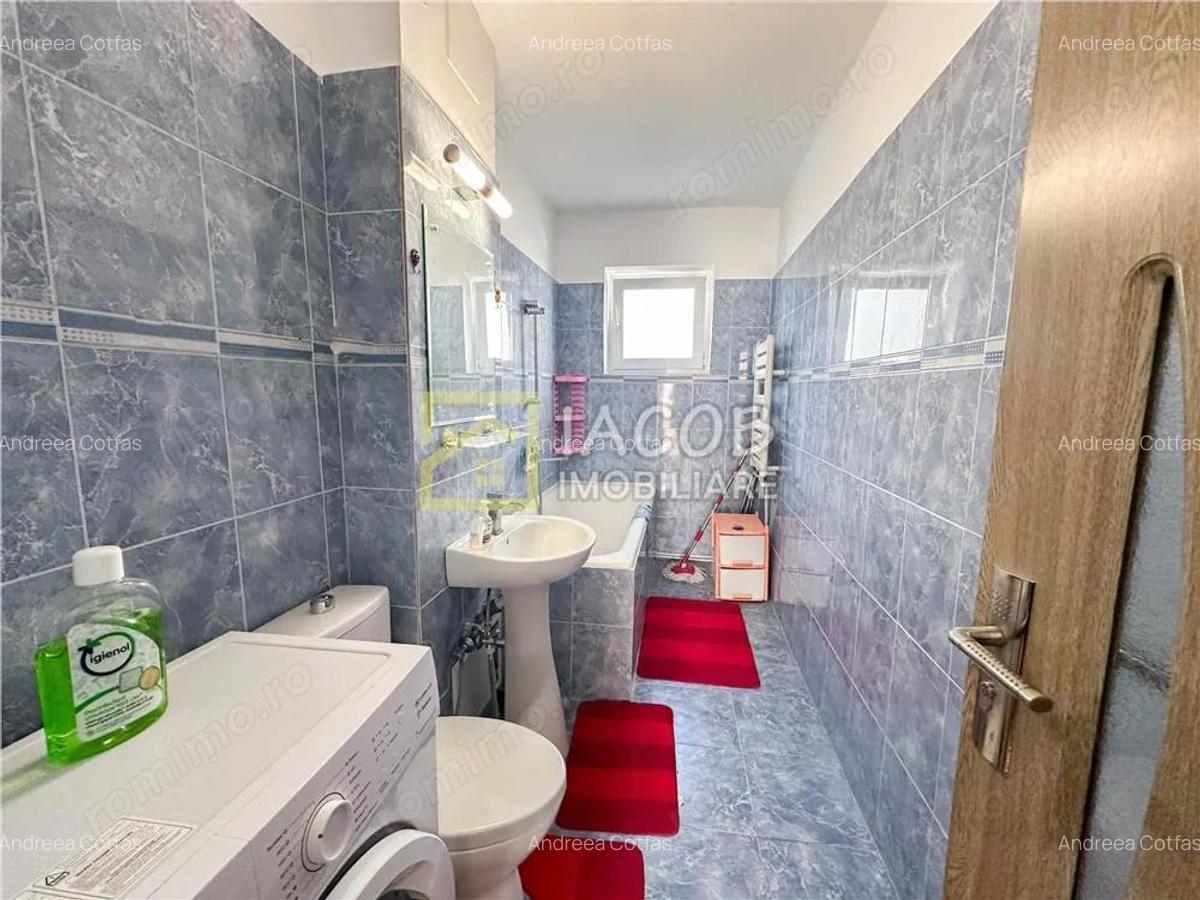 DE INCHIRIAT 3 CAMERE DECOMANDATE, STR. OITUZ, CENTRU, BACAU - 10