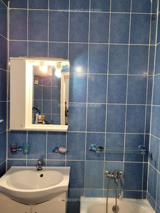 City Park Mall - Garsoniera decomandata mobilata-utilata termen lung, gaze - 5