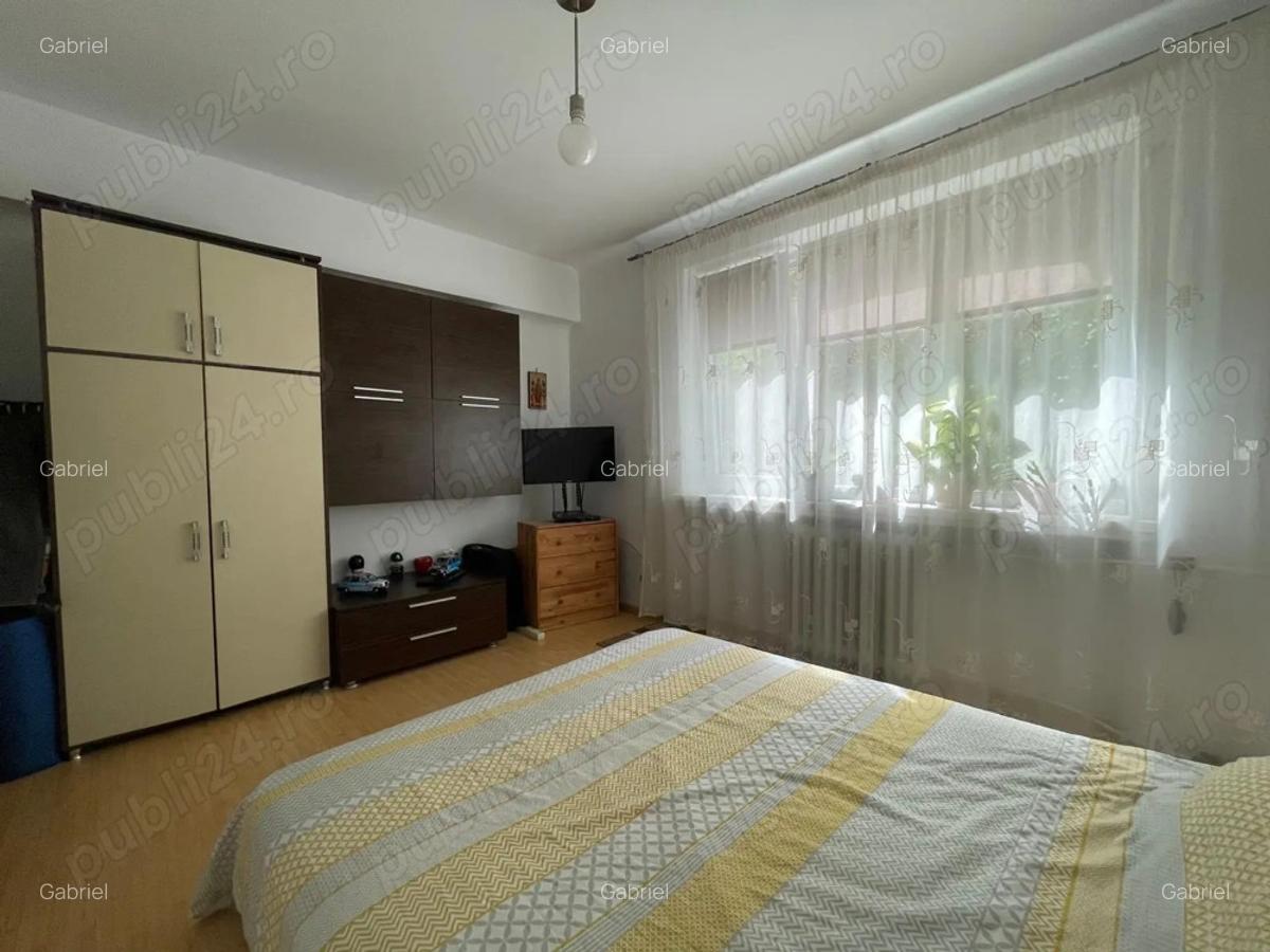 Vand apartament cu 2 camere - 7