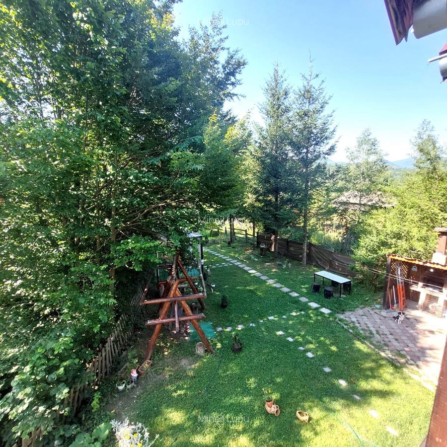 Casă cu 5 camere în Lepșa - 1