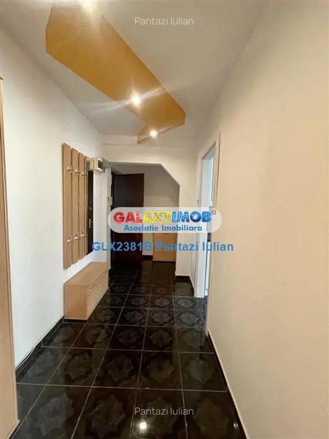 Apartament 3 camere | Gorjului | Semidecomandat | 8min. metrou - 11