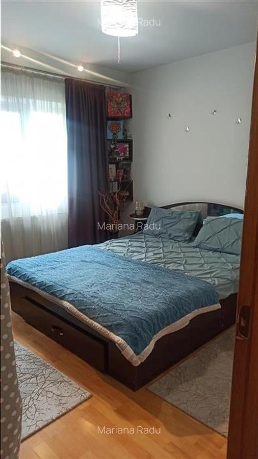 Apartament 3 cam, dec, et.4, bl.1982, 2 bai, Basarabia- Cernauti - 4