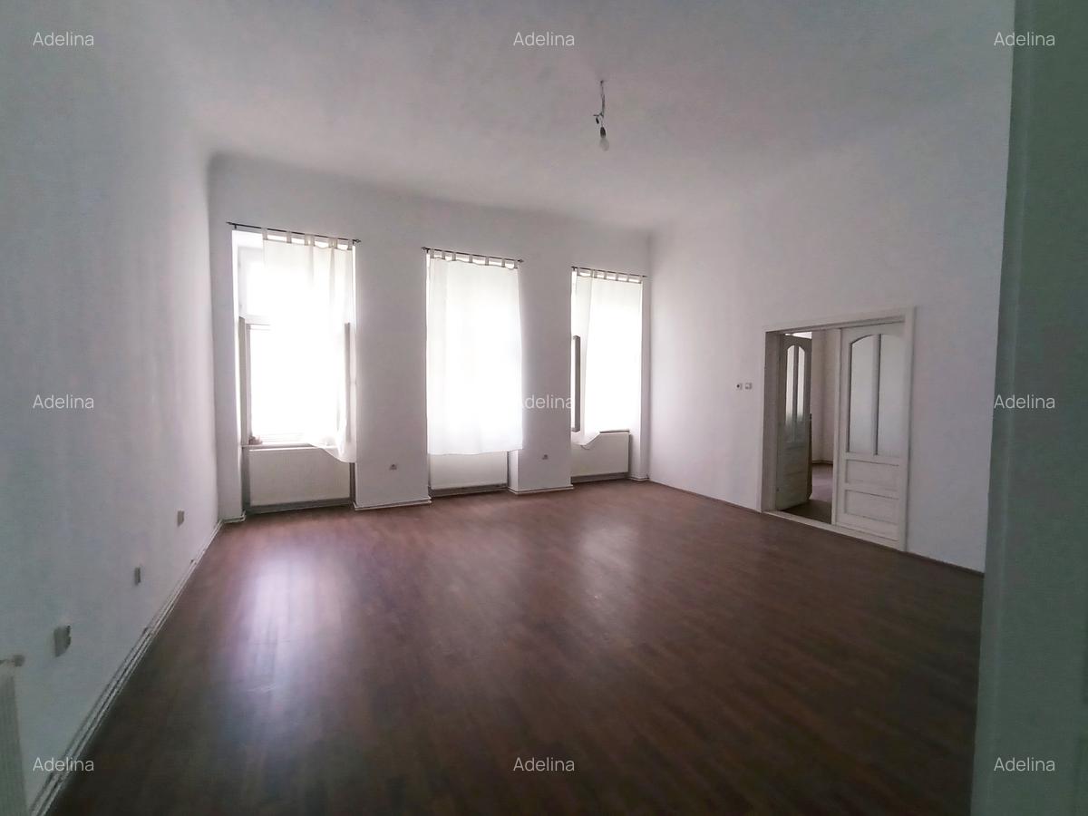 Spatiu Comercial Traian - 1