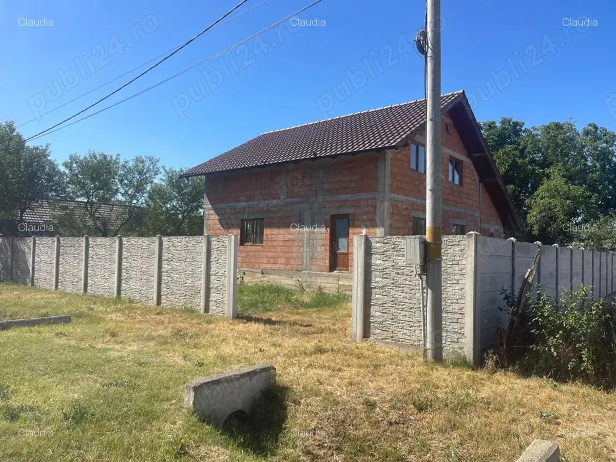 Vand casa D+P+M comuna Sagu - 2