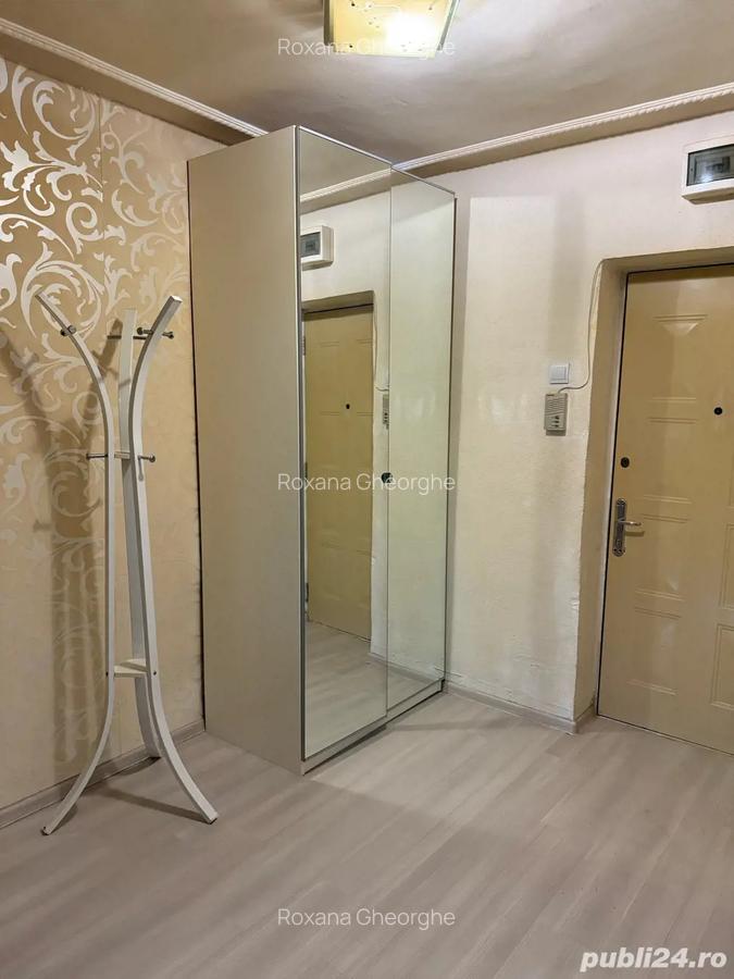 Vand garoniera Mall Vitan - 4