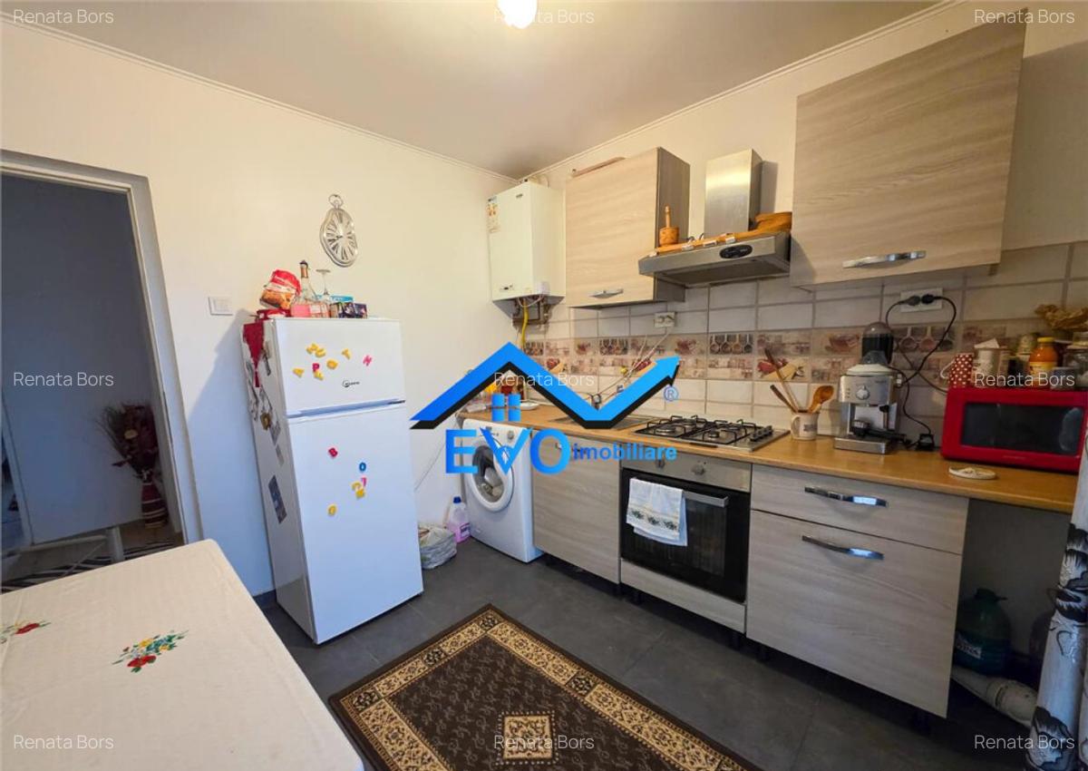 Casa de inchiriat, 2 dormitoare , curte 500 mp , Uricani-Mir - 6