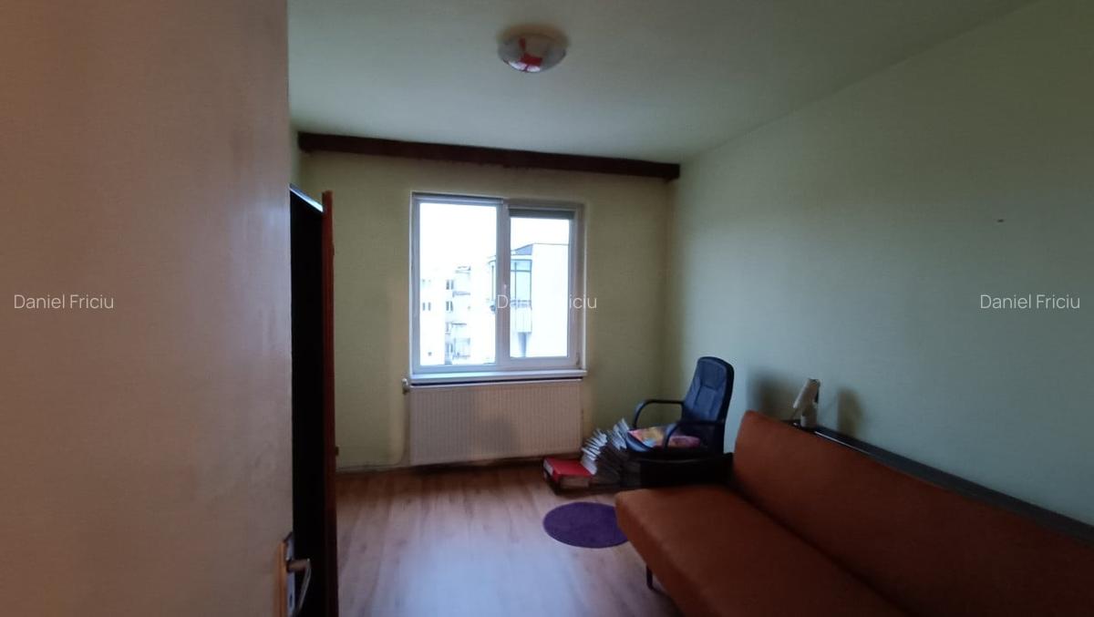 Apartament de vanzare cu 4 camere -Reghin -Unirii - 4