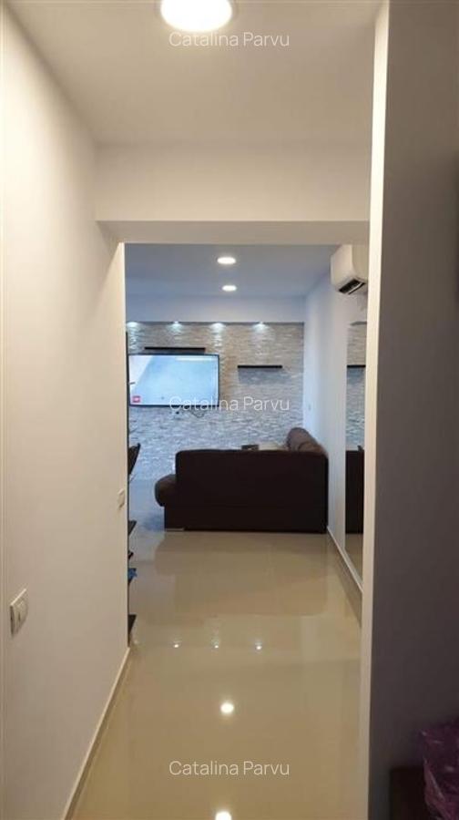 Apartament cu 2 camere decomandat, mobilat în Băneasa - 4