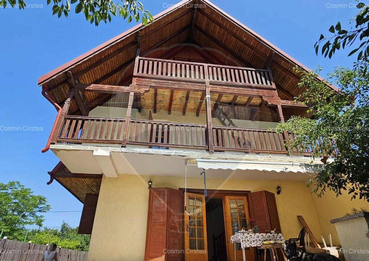 Casa / Vila cu 6 camere de vanzare - CORNU - 4