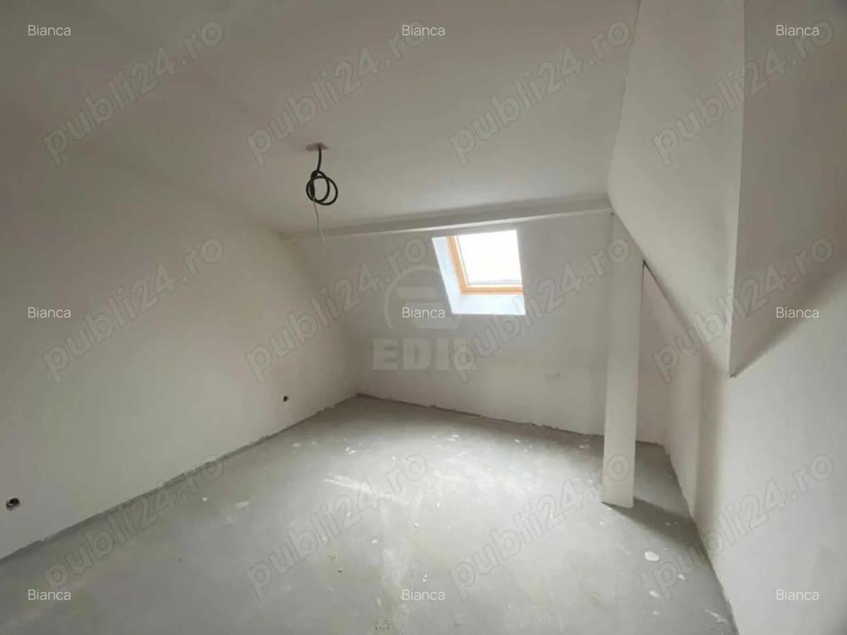 Apartament 3 camere semidecomandat zona Cetatii - 3