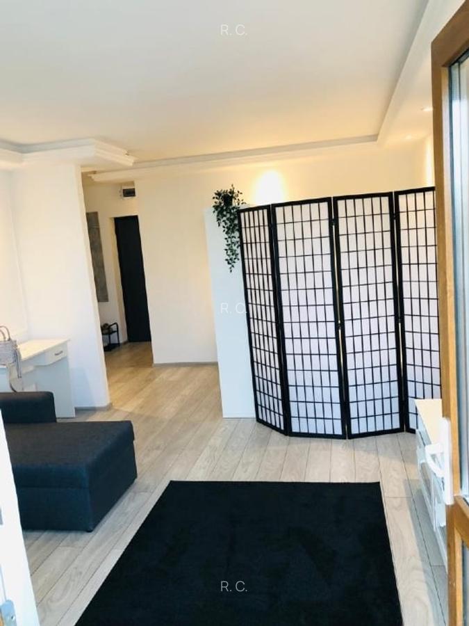 Garsonieră decomandată în Tei - 13