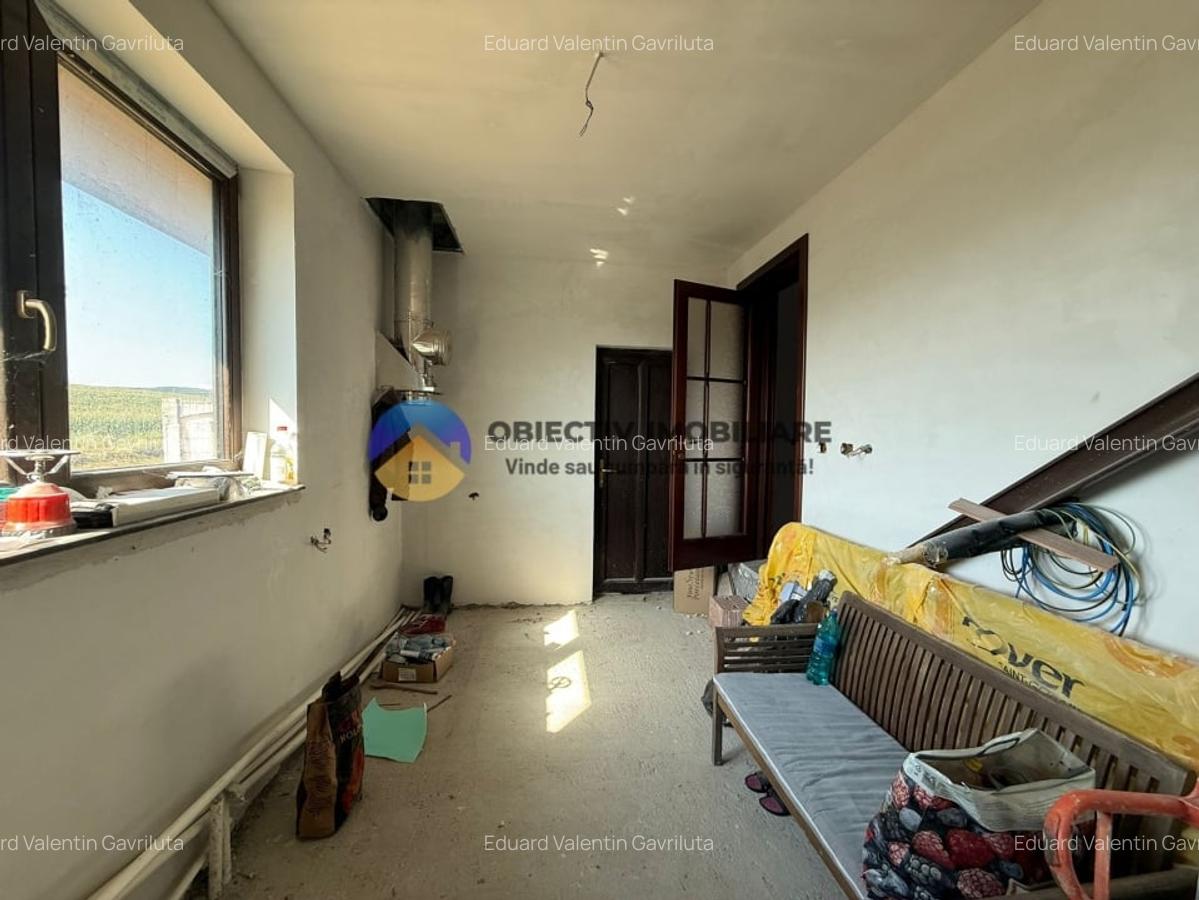 Casa + teren de vanzare - Zona Garcina - 16