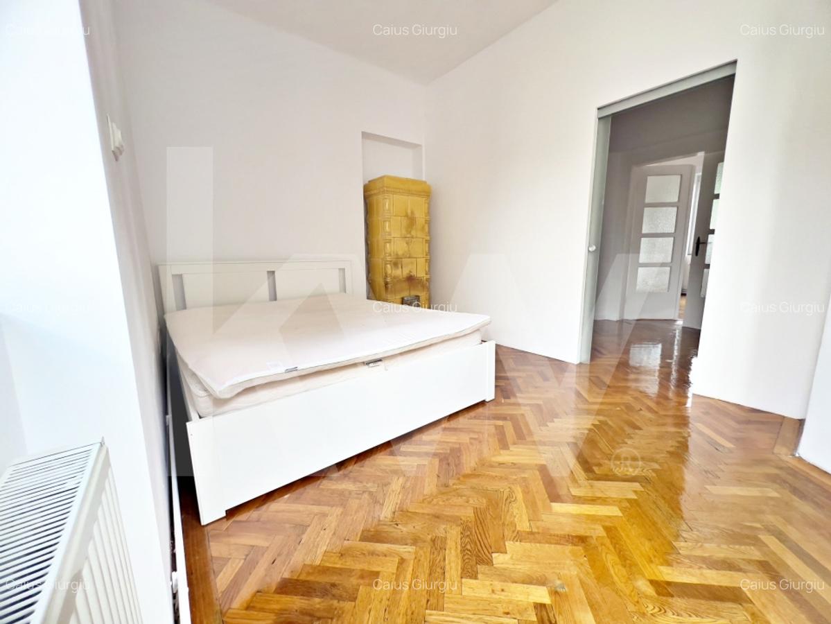 Casa pe un singur nivel cu 3 camere+pivnita. Pod si curte-Zona Sub Arini - 13