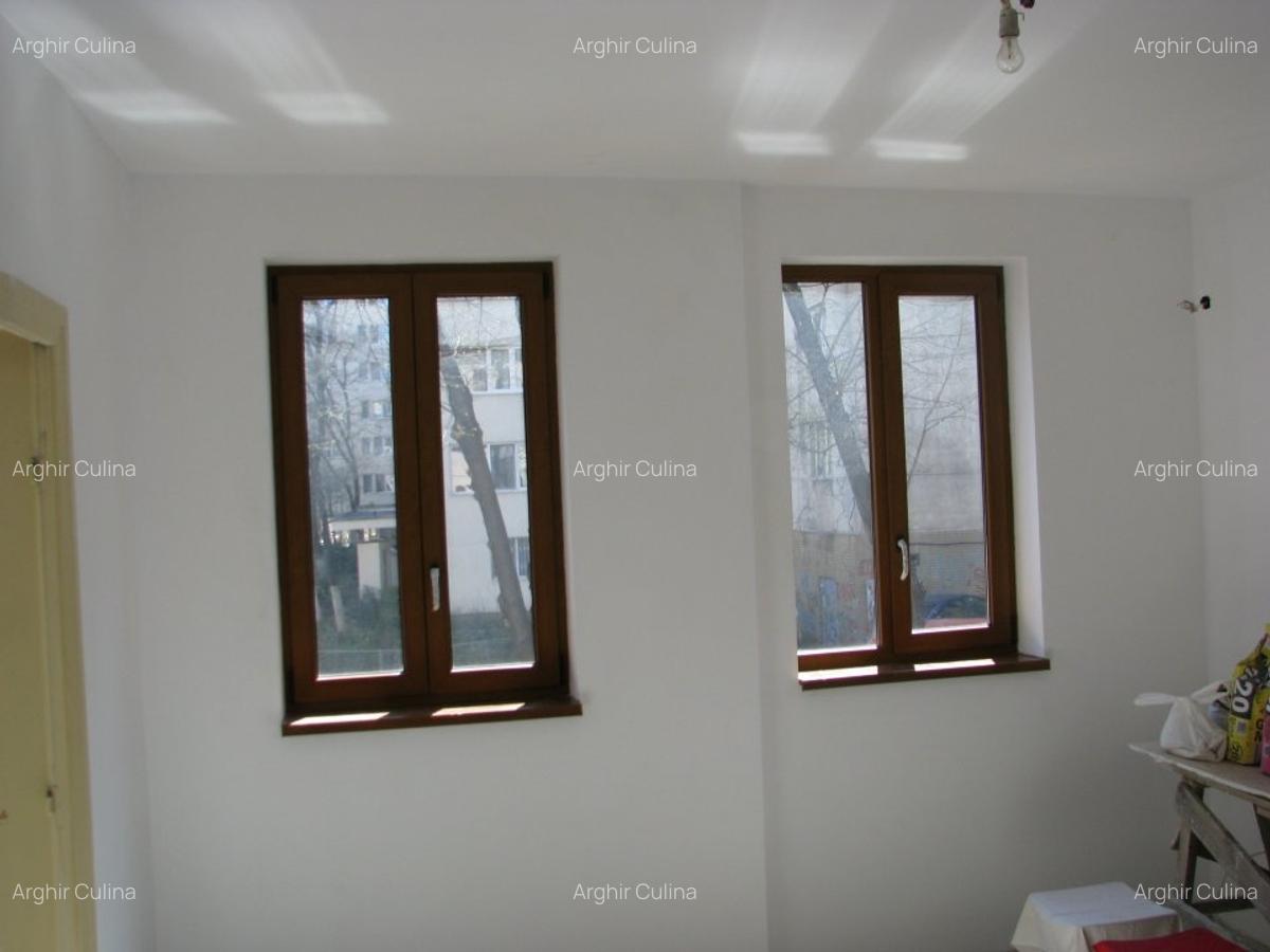 9 camere, Bd. Ferdinand, lângă metrou Iancului. Direct proprietar, fără comision - 8