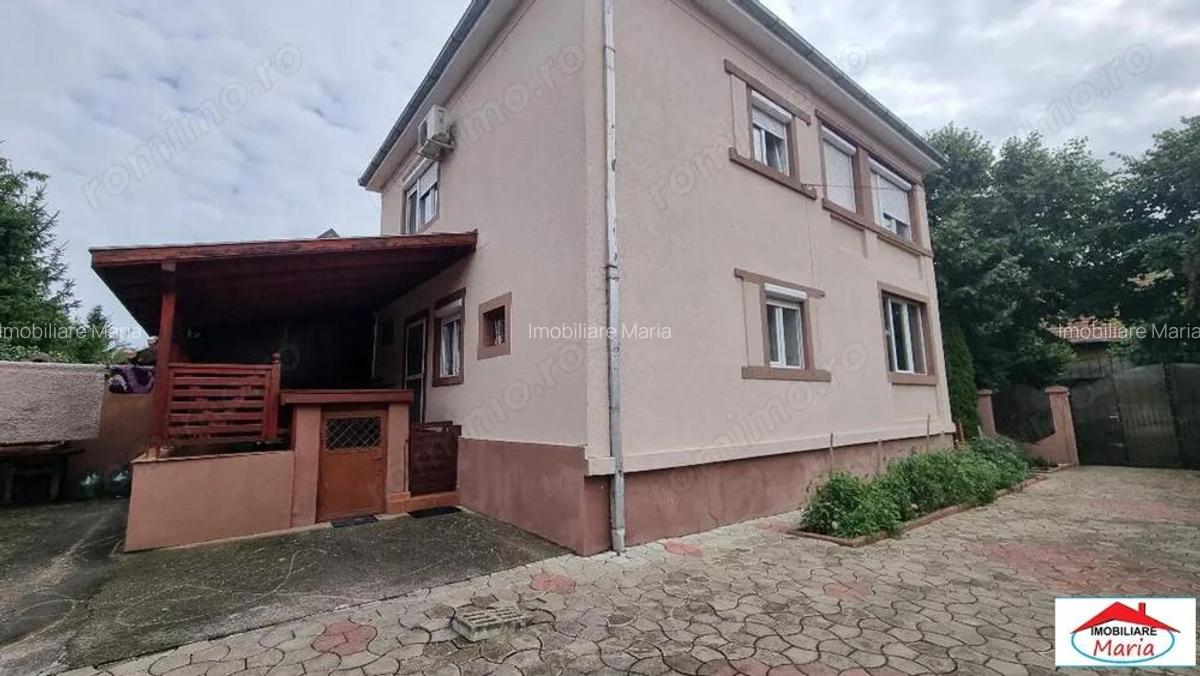 Casa solida situata semicentral cu acces auto, 159000 Euro - 2