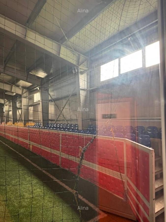 Închiriere Hală amenajată ca  Teren de fotbal acoperit  de  1300 m2 - 6