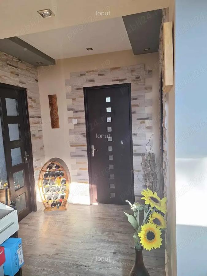 Vand sau schimb casa - 1