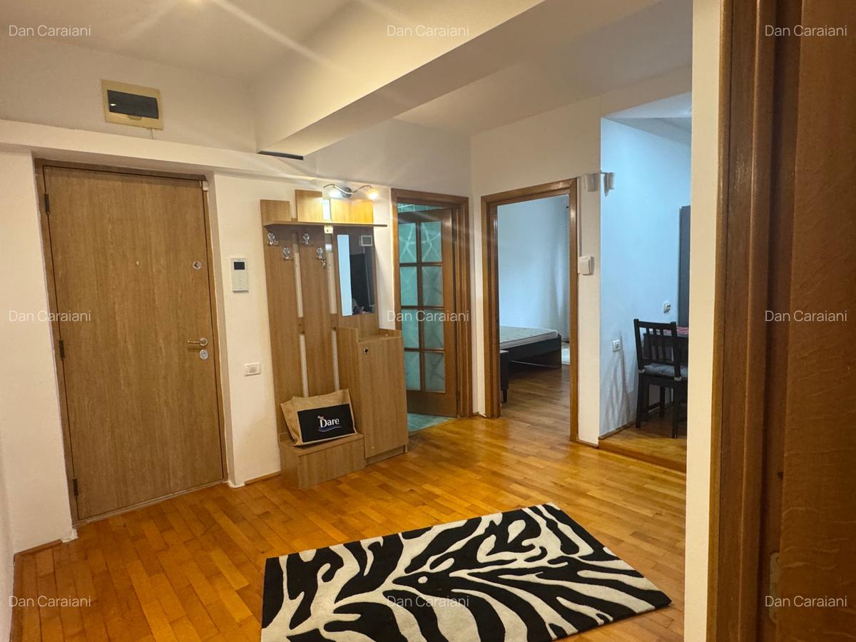 Oferim spre chirie apartament cu 3 camere zona Spital - 4