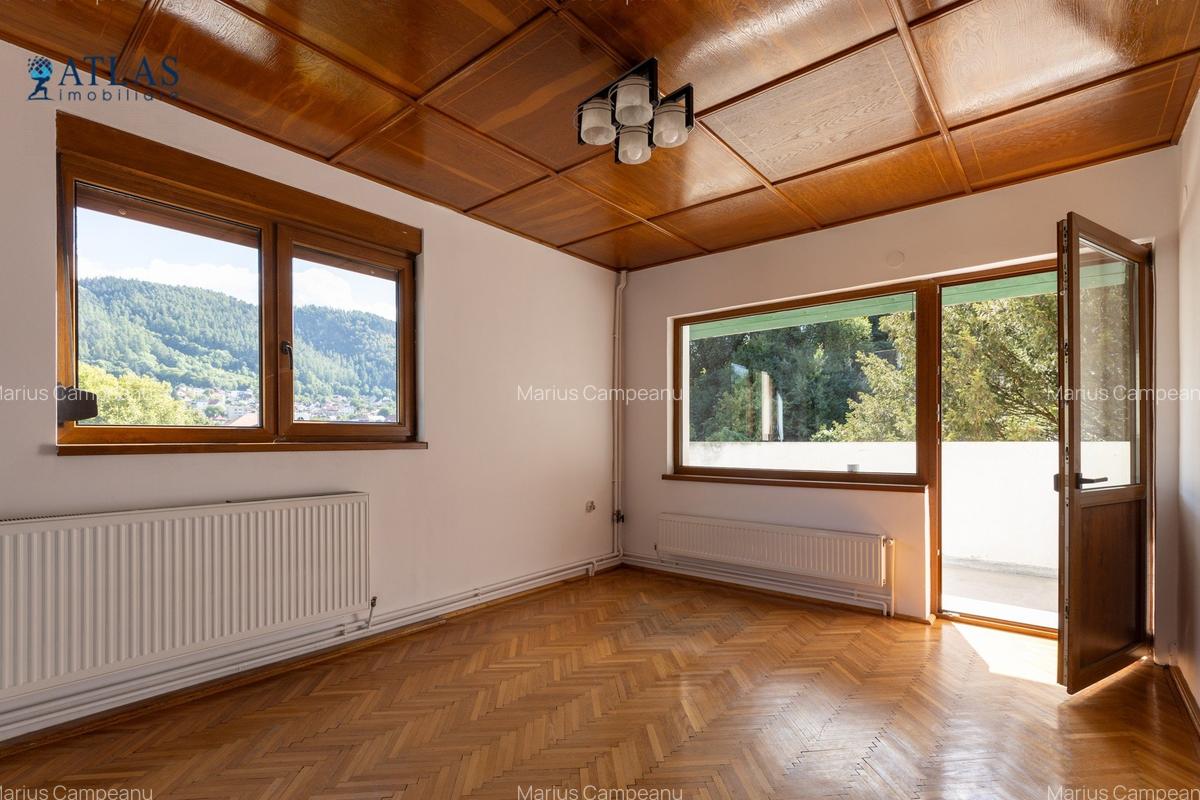 Ultracentral, vila 7 cam, zona Maternitate, 4 parcari, gradina, comision 0% - 15