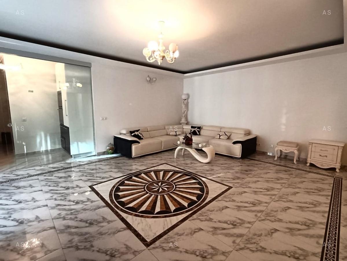 Apartament cu 3 camere semidecomandat, mobilat în Titan - 4