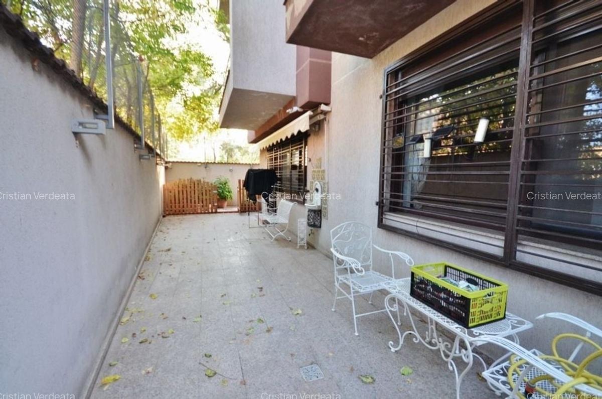 APARTAMENT INTERESANT | 4 CAMERE LA PARTER CU TERASA DE 115 MP | GARAJ - 4