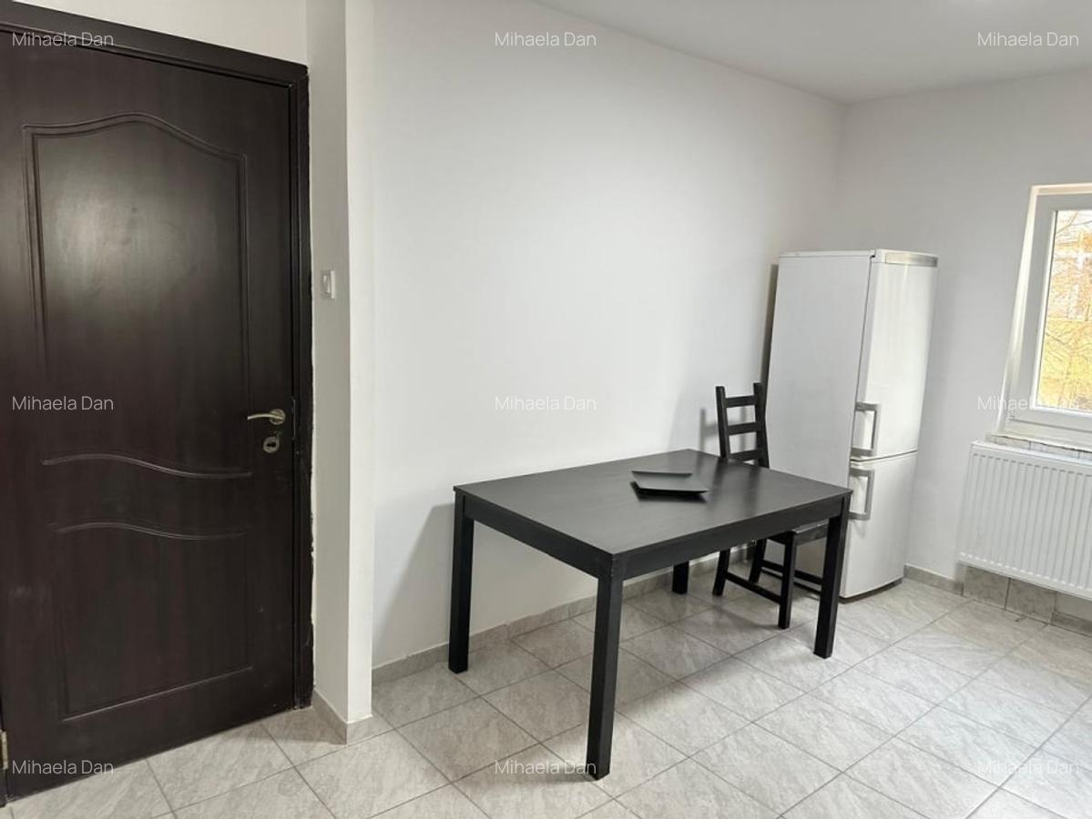 Apartament -2 camere -Zona Colentina - 3