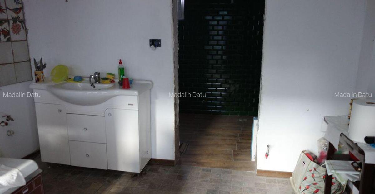 Calea Calarasi-Matei Basarab-Labirint - 1