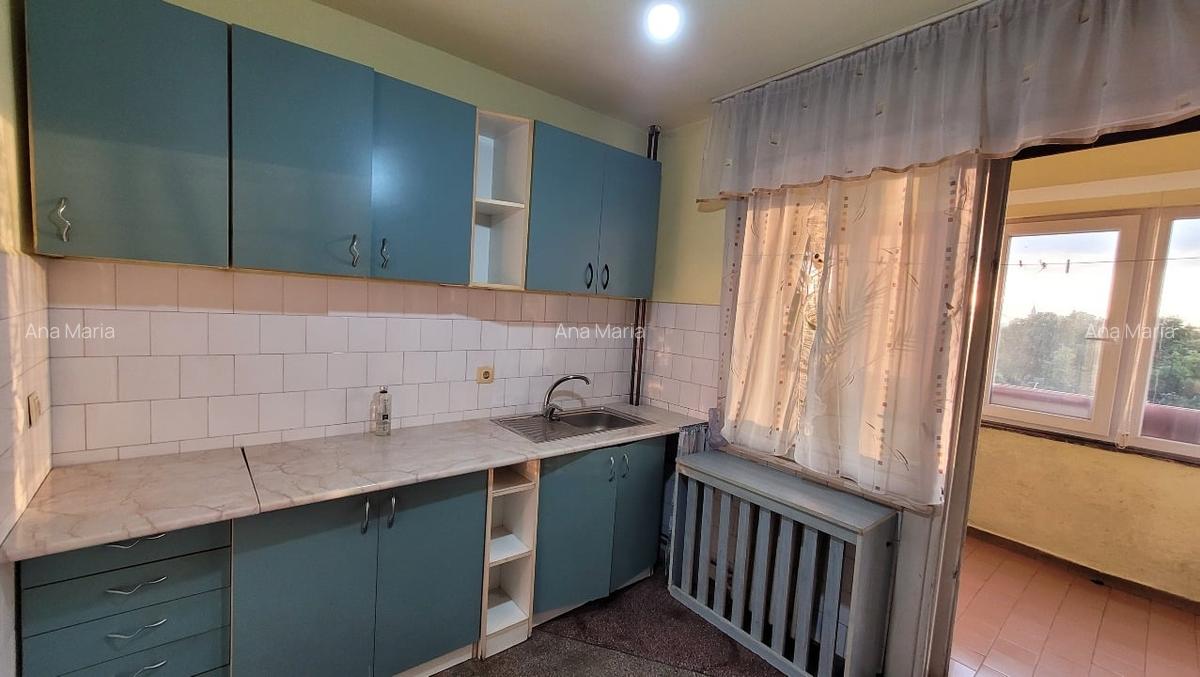 Apartament cu 3 camere decomandat în Cetății - 10
