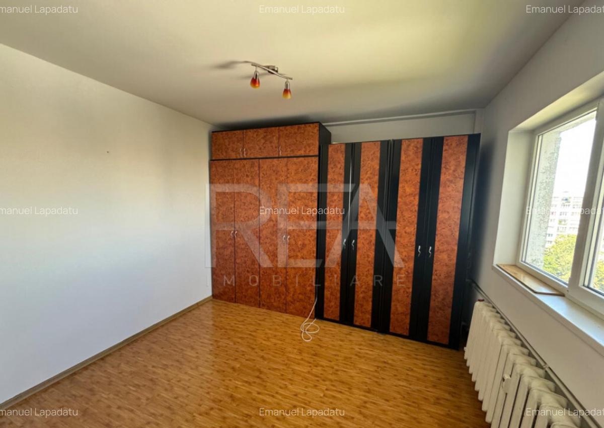 2cam decomandat |Str Pascani | bloc dupa cutremur | 5min met - 5