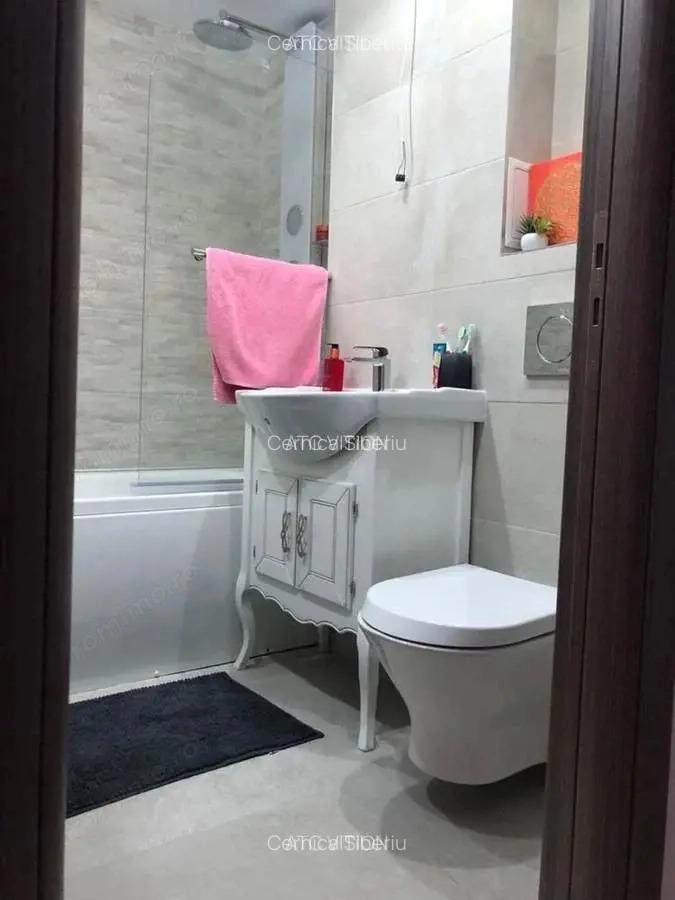 Apartament 3 camere Parc Sebastian Parcare inclusa Centrala te - 7