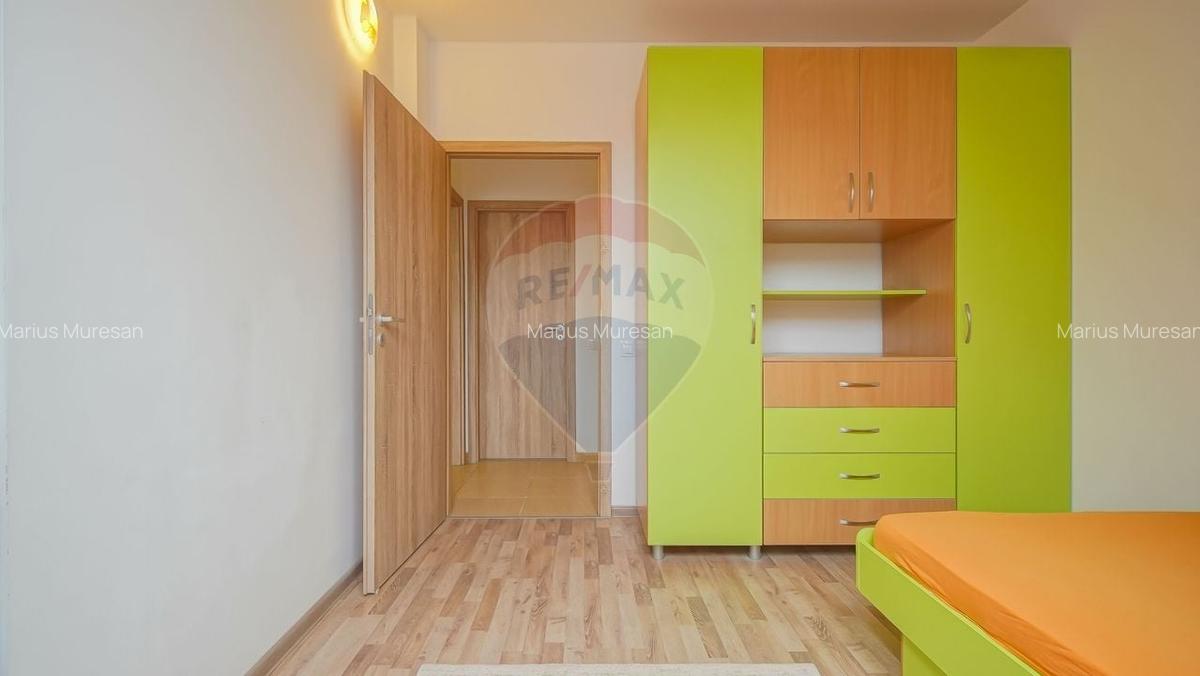 Apartament cu 3 camere de inchiriat in zona Tractorul - 7