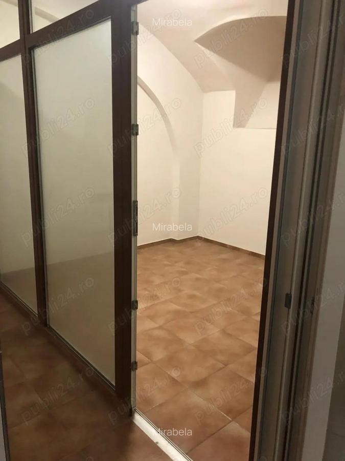 Spa?iu Ultracentral de inchiriat de la 1 Ianuarie - 4