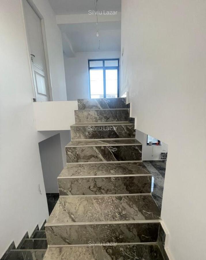 Metrou Dimitrie Leonida 8 min| Vila individuala 5 camere 2 bai| 200 mp - 16