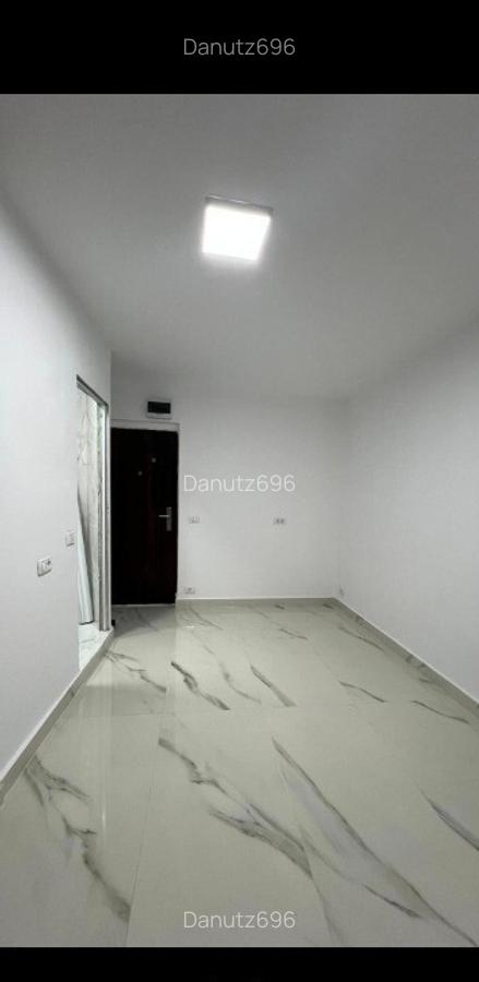 GARSONIERA Sector 3 - 8 GARSONIERA Sector 3 - 8