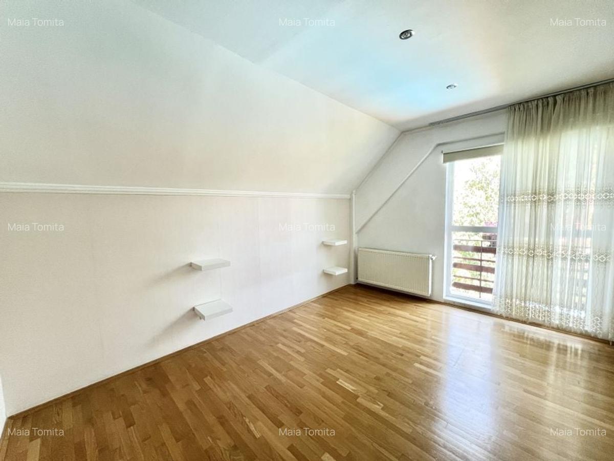 Zona Iancu Nicolae / Vilă cu grădină generoasă și piscină - 13