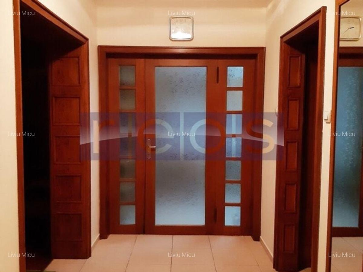 Apartament cu 3 camere decomandat în Cotroceni - 8