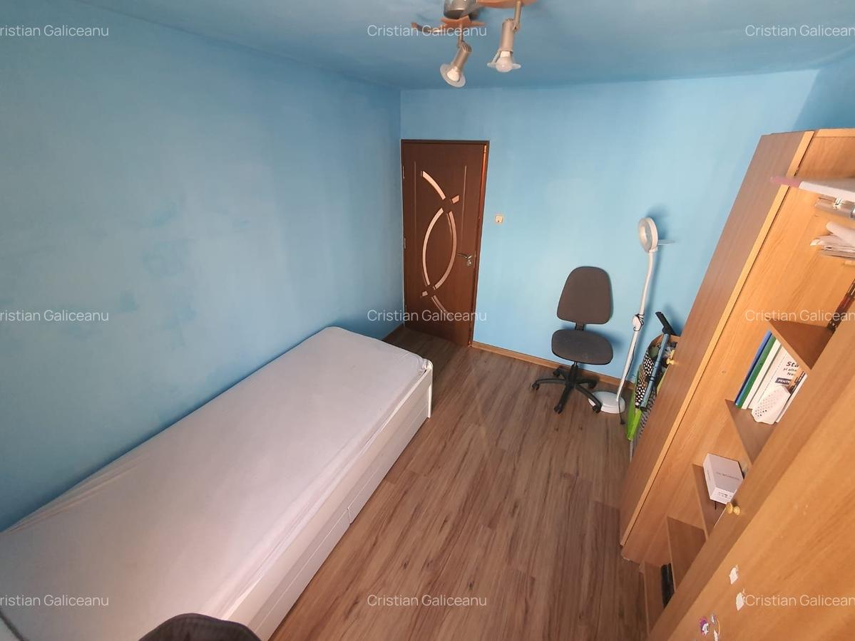 Apartament cu 4 camere decomandat, mobilat în Craiter - 13
