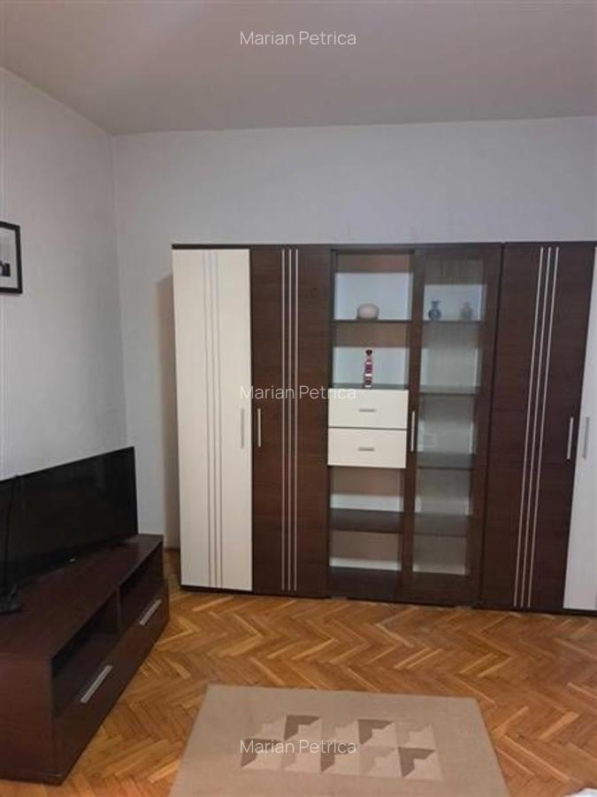 Apartament cu 2 camere semidecomandat în Moșilor - 1