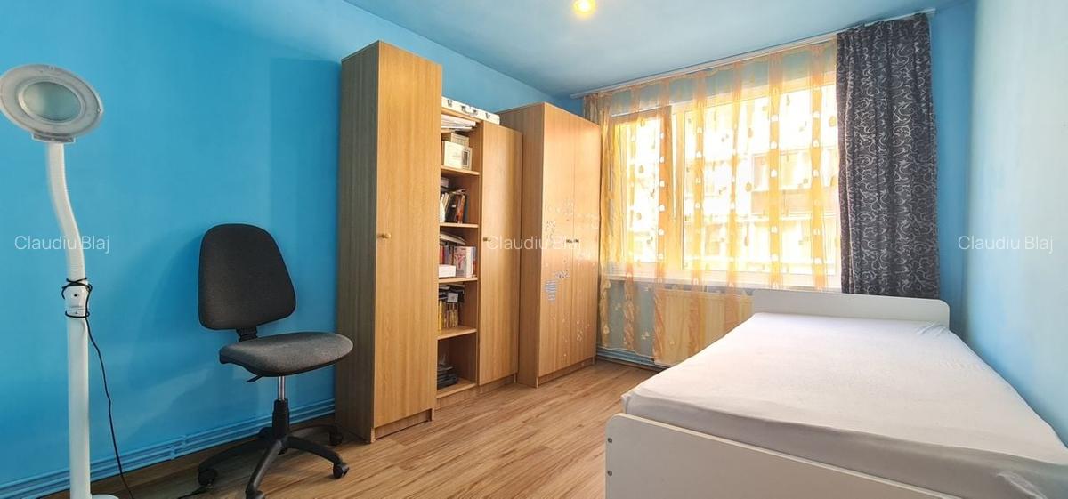 Apartament 4 camere decomandat mobilat utilat - 7