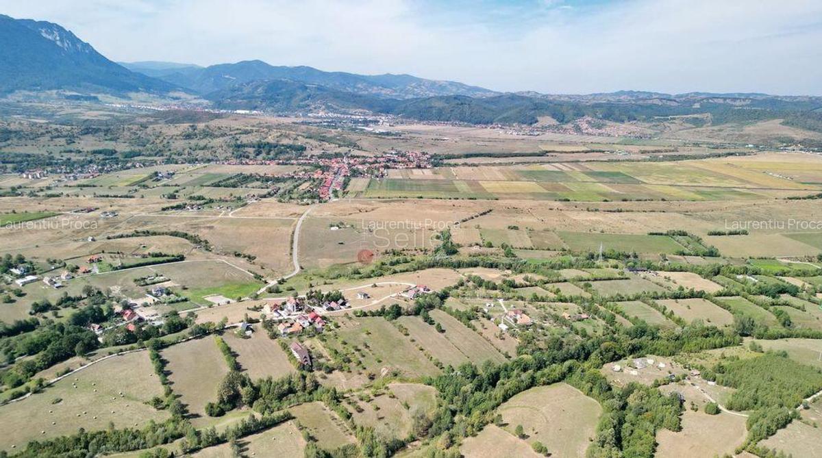 Teren intravilan, priveliste deosebita - 28