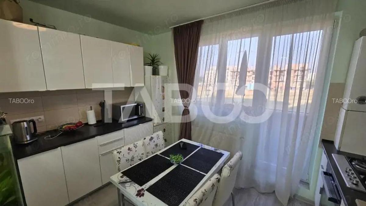 Apartament de vanzare etaj intermediar 3 camere Calea Surii Mici - 6 Apartament de vanzare etaj intermediar 3 camere Calea Surii Mici - 6