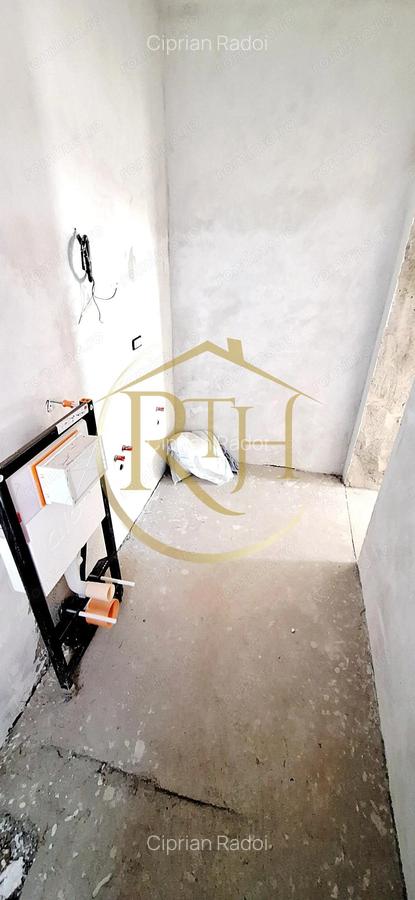 Oferim spre vanzare Case-Duplex cu 4 camere, situate in Giroc, zona buna - 13