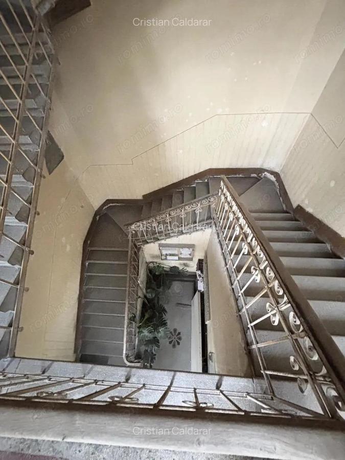 Apartament 129 mp cu vedere spre Crisul Repede si demisol independent in cladire istorica - 12