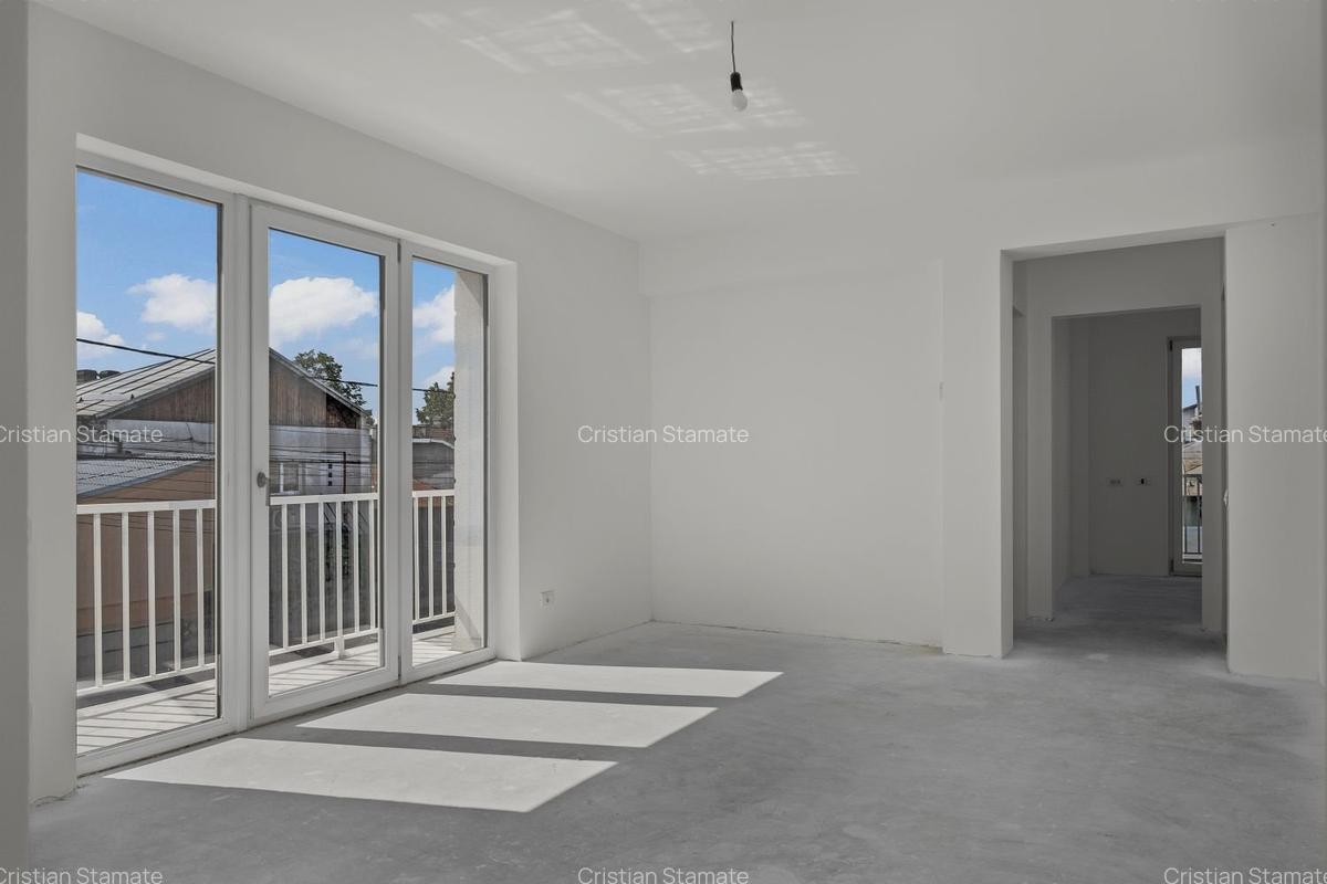Vila sector 1 - 300mp - P+2+M - 11 camere - Chitila - 6
