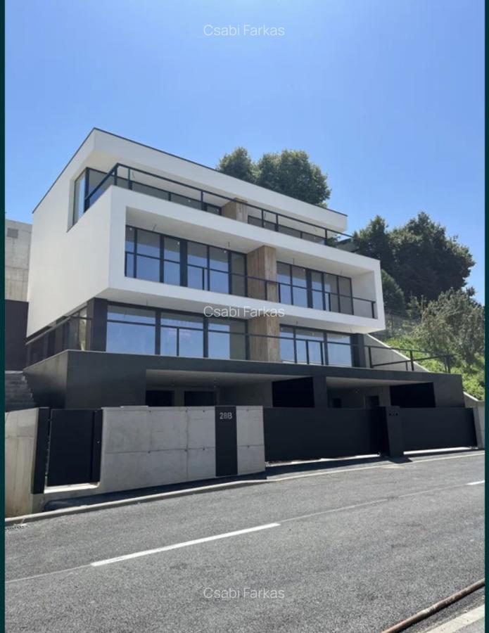 Casa de vanzare tip duplex,cartier Europa - 1
