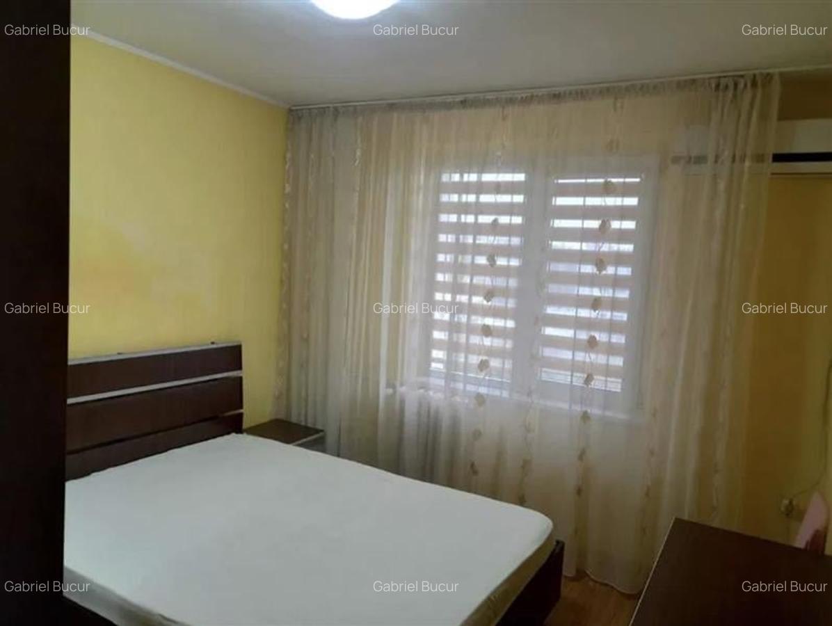 Inchiriere Apartament 3 Camere Semidecomandat Sos.Berceni - 2